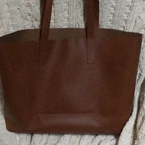 Everlane Tote made famous by Meghan Markle